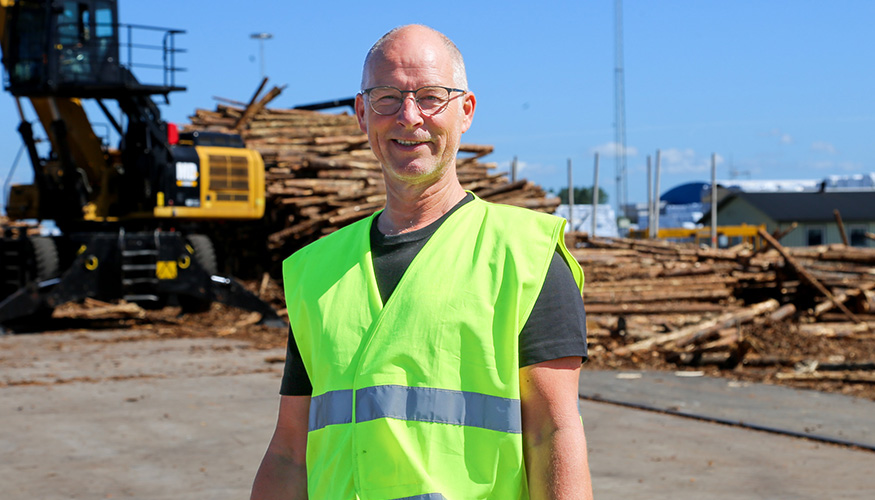 Nye maskiner til Sveriges førende havn for skovindustrien